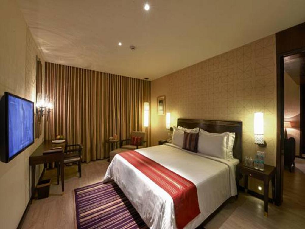 Marasa Sarovar Premiere Tirupati Luaran gambar A room at the Taj Bengal